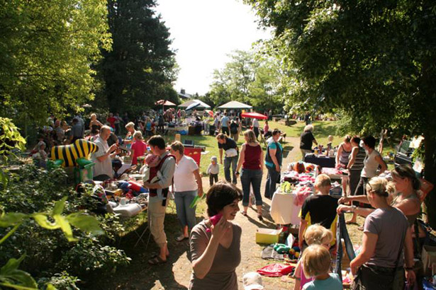 2011 - Flohmarkt